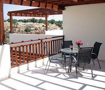 Geroskipou Riverside Apartment Complex מראה חיצוני תמונה